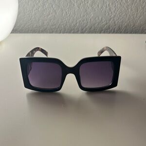 Martha Stewart Black Frames with Purple Lenses Sunglasses